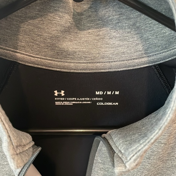 Under Armour Quarter Zip - Picture 3 of 3